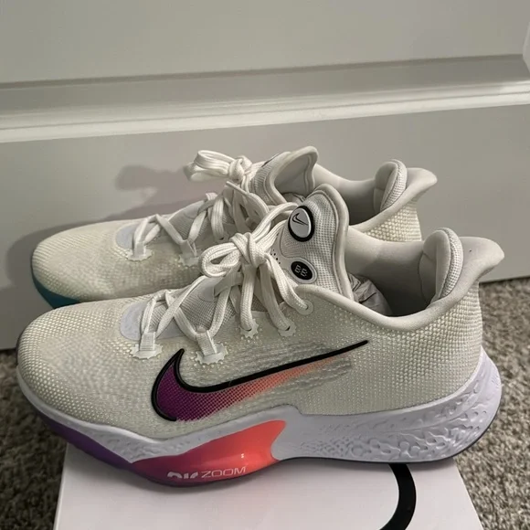 Nike Air Zoom BB NXT Basketball Shoes - Picture 2 of 8